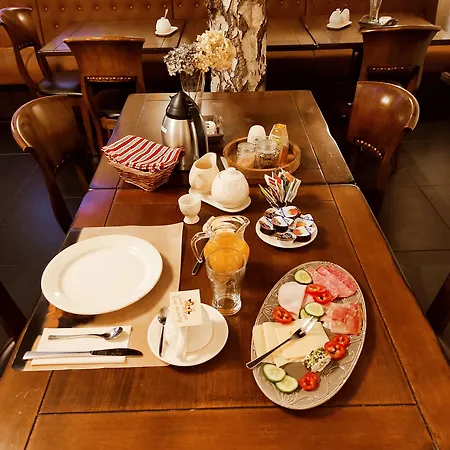 Groote Engel Otel 2*